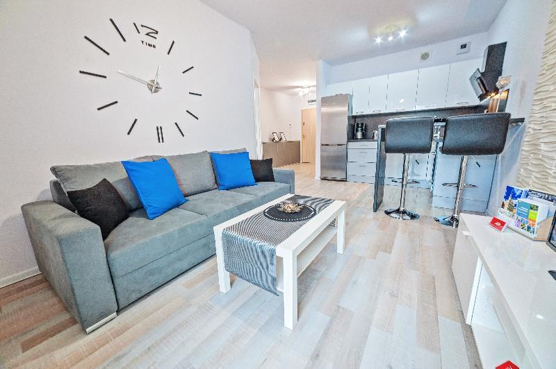 Apartamenty Design Centrum-Garbary Street Poznan Luaran gambar