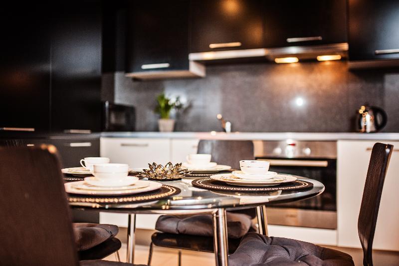 Apartamenty Design Centrum-Garbary Street Poznan Luaran gambar